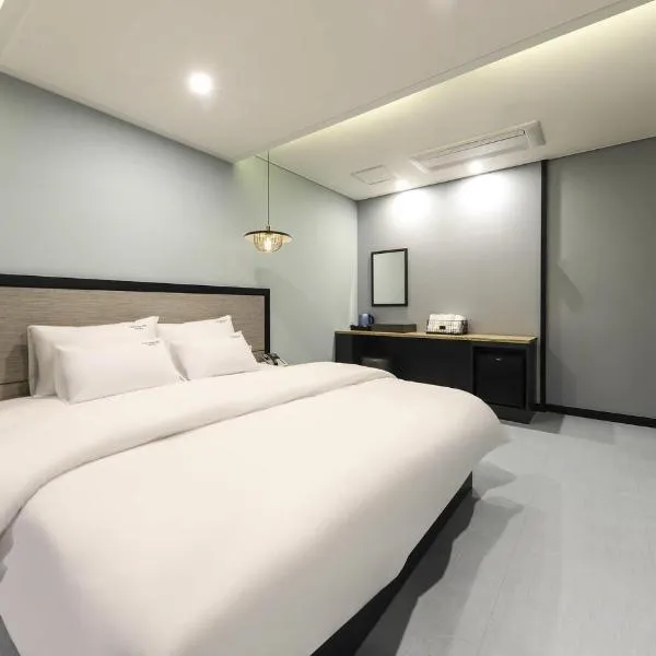 The Healing hotel, hotel in Yangsan