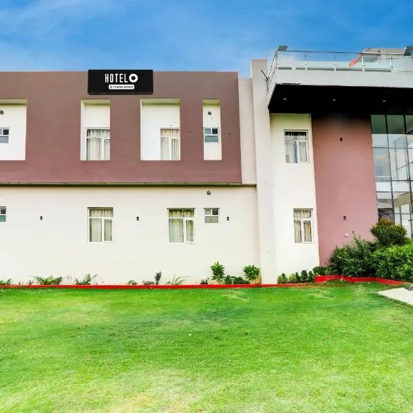 Super Hotel O Gomti Nagar Vigyan khand, hotel v destinaci Gomti Nagar