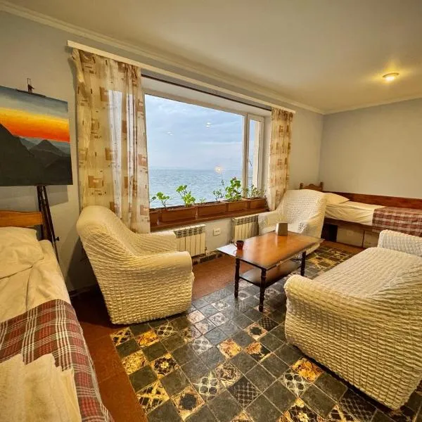 Art Hotel Sevan, отель в Севане