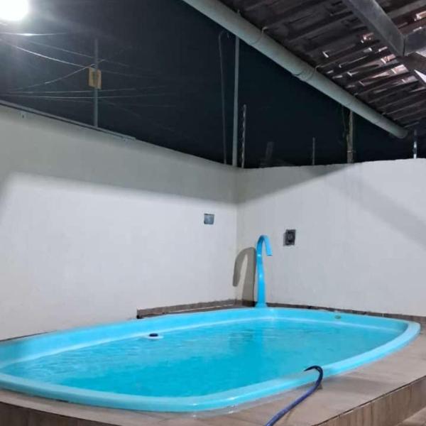 Casa com piscina e churrasqueira para família - Foto 2