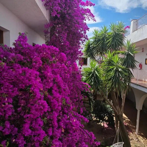 El Penell Estudi Mestral, hotel v destinaci Vilamaniscle