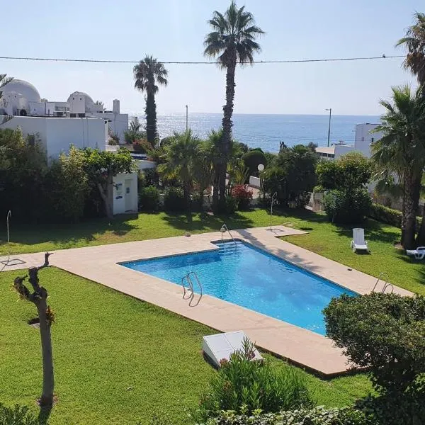 NEPTUNITO: Primera línea con Piscina, hotel v destinaci Mojácar
