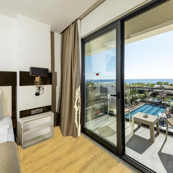 Serenity Queen Hotel, khách sạn ở Alanya