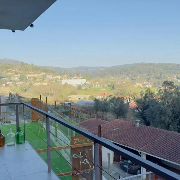 Casa LOS PADEL - Vitorino dos Piães, hotel v destinaci Vitorino dos Piães