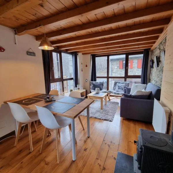 Orri de Planès, готель у місті Planès