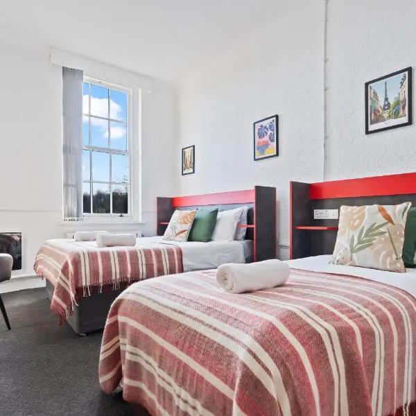 Vibrant, spacious studio with Parking and Netflix, hotel v destinaci Dudley