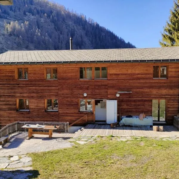 Gasthaus Heiligkreuz, hotel in Binn