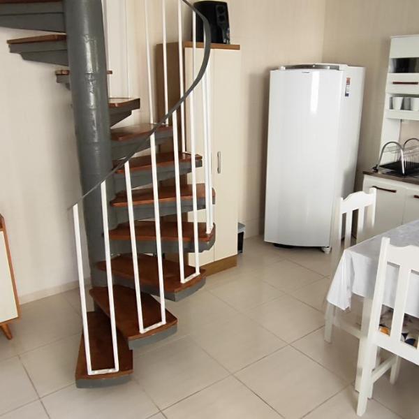 Apto com 2 quartos a 1 quadra do mar com ar condicionado - Foto 4