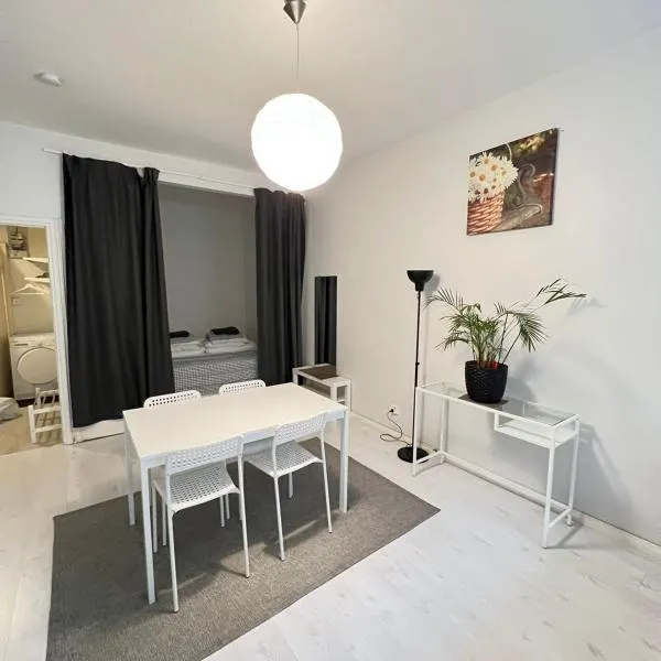 Viesnīca Moderni siisti Studio koti jossa modernit kalusteet Helsinkos