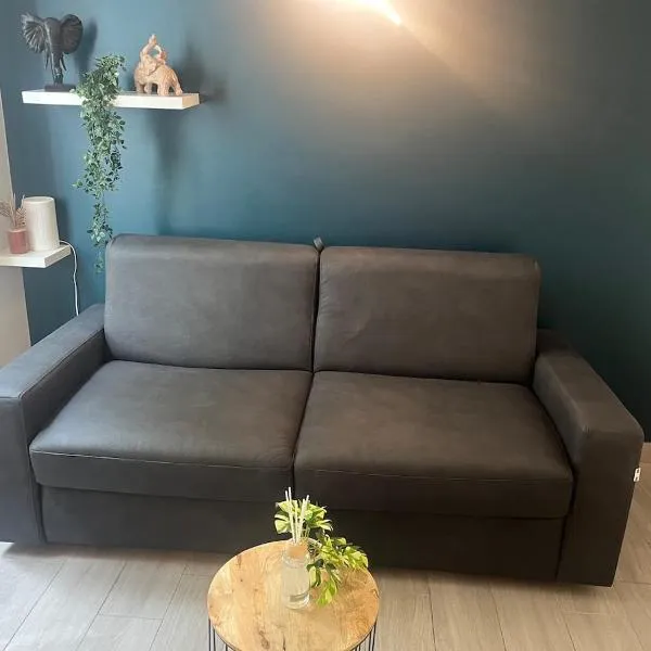 Cosy studio in Portes de Paris, hotel di Les Lilas