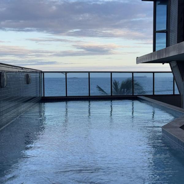 Seu apartamento frente mar