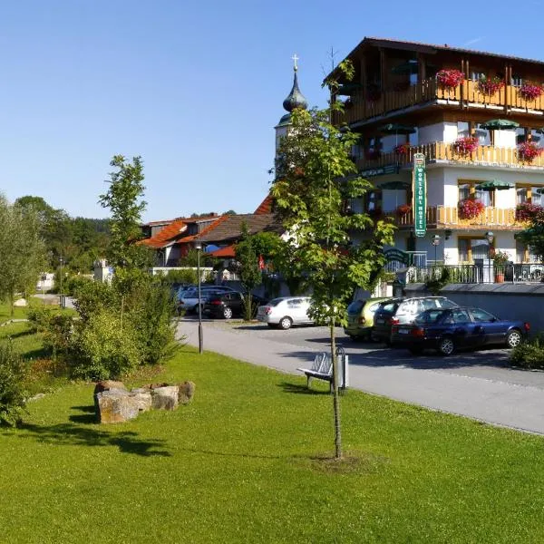 Hotel Restaurant Zum Goldenen Anker mit Hallenbad & Wellnessbereich, hotel in Gaishofen