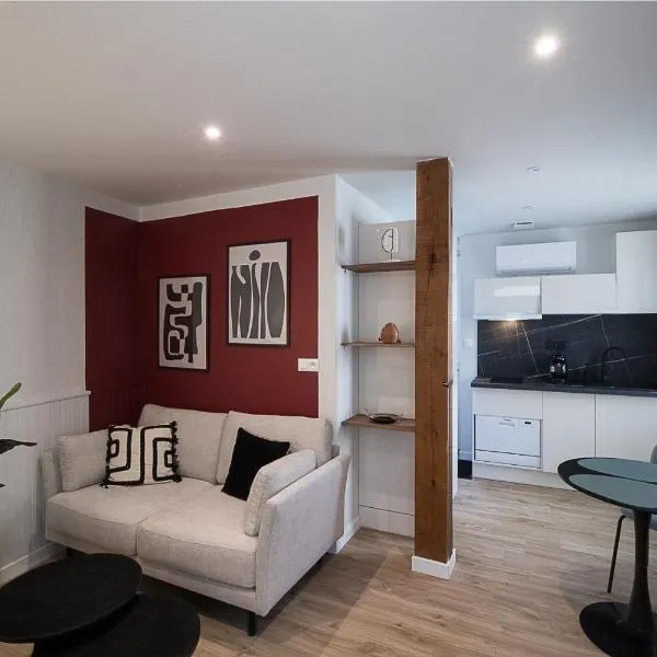 The Adour - Apartment 42 m, hotel v destinaci Vic-en-Bigorre