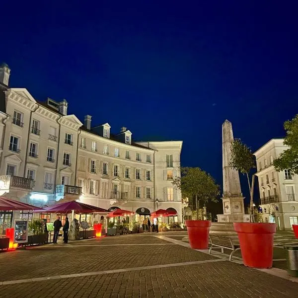 Appt Vue Place de Toscane - 4min Disneyland-PARIS, hotel in Serris