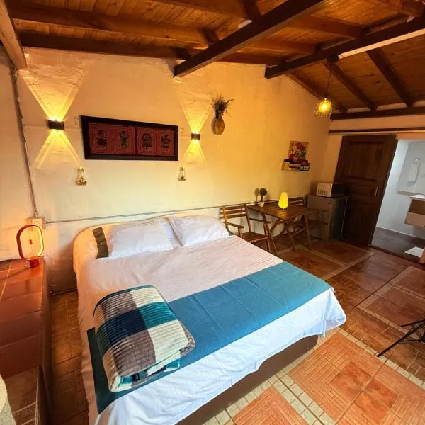 Compostela cabaña privada (private cabin for rent), hotell sihtkohas Jardin