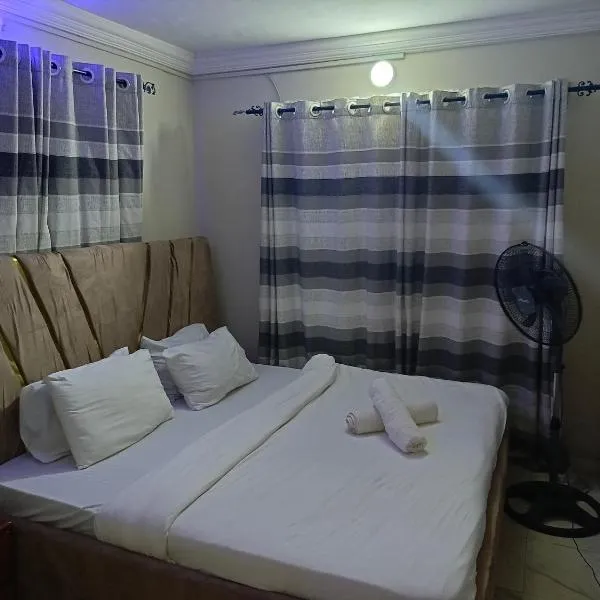 Budget one bedroom apartment, hotel in Ibadan