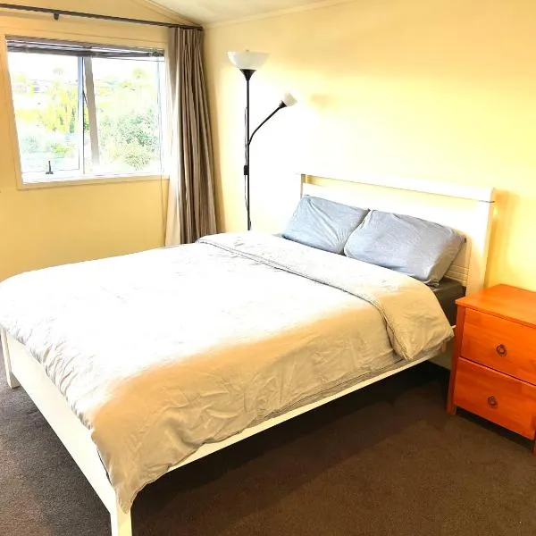 Cosy Retreat Near Mairangi Bay, hotel v Aucklandu