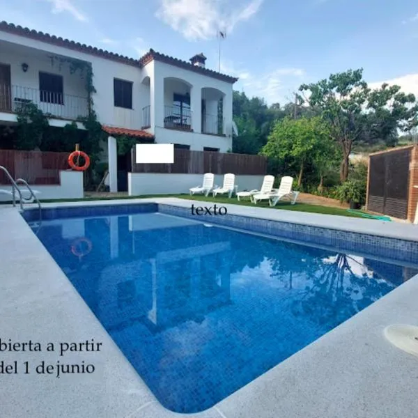 Apartamento Rural Las Palmeras, hotel v destinaci Almonaster la Real