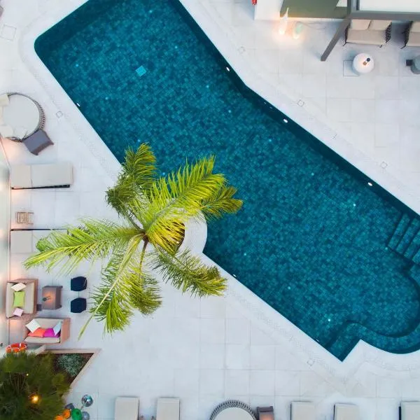 Flisvos Royal Hotel & Suites, hotel v destinaci Tolo