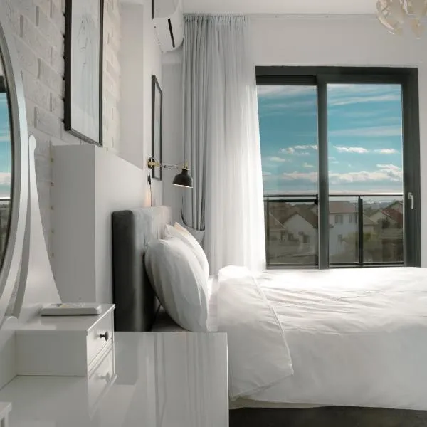Terra Apartments in Caesar Blue Resort, Fixed Lunch till 3pm, Gym, Heated pool, Sauna, Kids club, hotel a Rizokarpaso