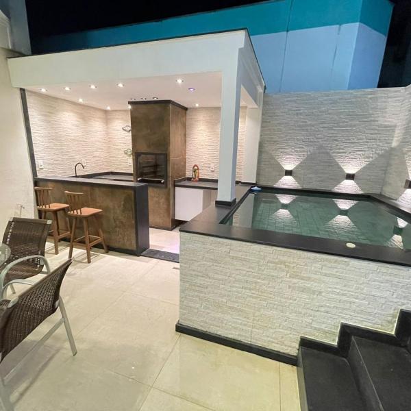 Casa -3Quartos com Piscina-Peró