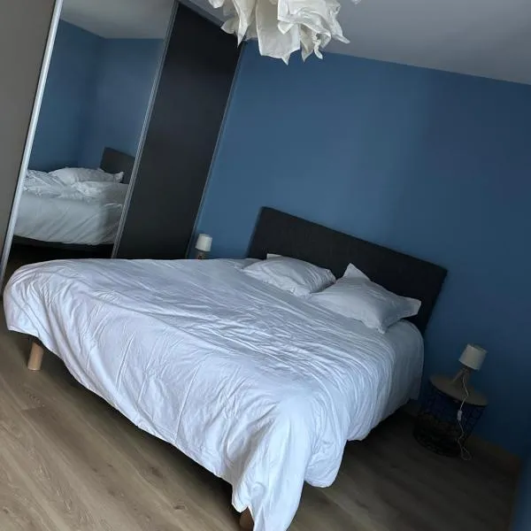Appartement balcon, hotel em Saint-Anthème