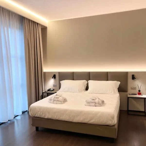 Unico Hotel, hotel v destinácii Ossona