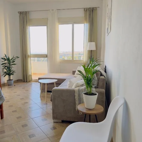 LunaSol seaside Apartments, hotel v destinaci Durrës