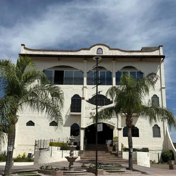 Hotel & Eventos Xalos, hotel v destinaci Jalostotitlán
