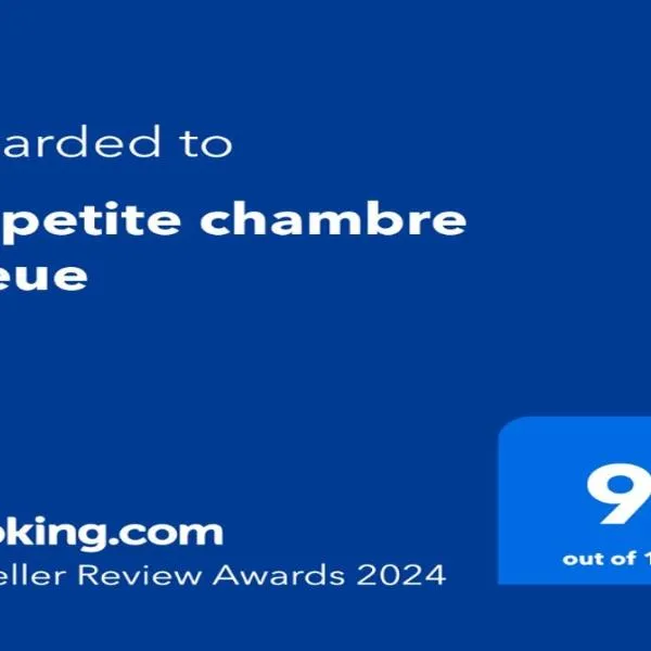 La petite chambre bleue, hotel v destinaci Amilly