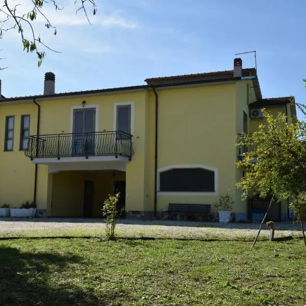 Il Casale Delle Rose, hotel in Colle Micotti