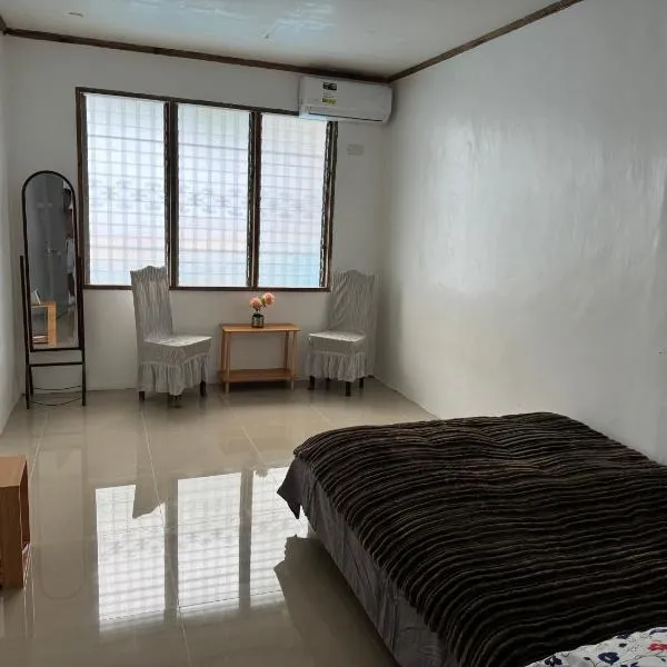 Vasquez Residence Cozy Homestay, hotel v Mambajau