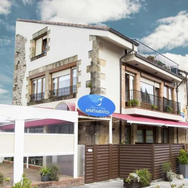 Apartamentos Playa De Cóbreces, hotel v destinaci Cóbreces