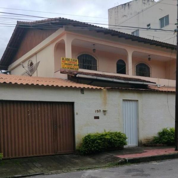 Casa para temporada na praia do morro 5 a 8 minutos a pé