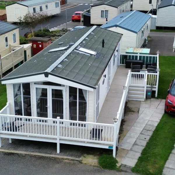 Golden Sands Coop 103, hotel in Kinmel Bay
