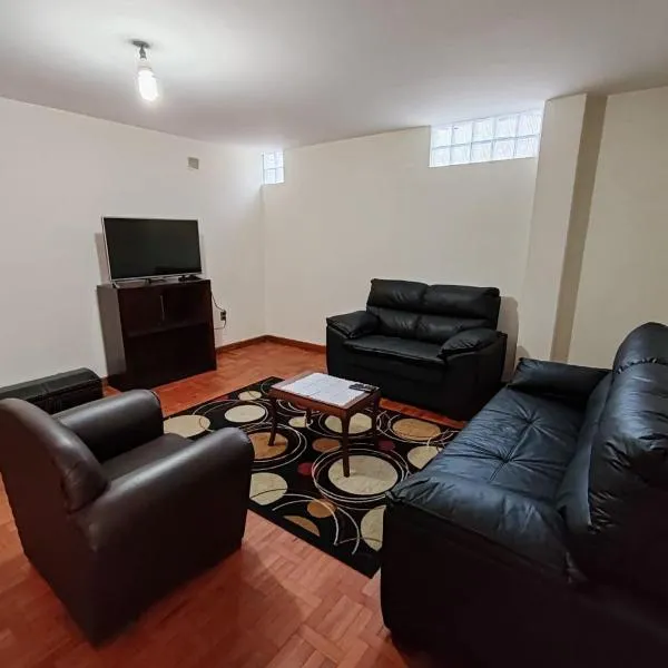 Departamento céntrico - 3 habitaciones, hotel in Sucre