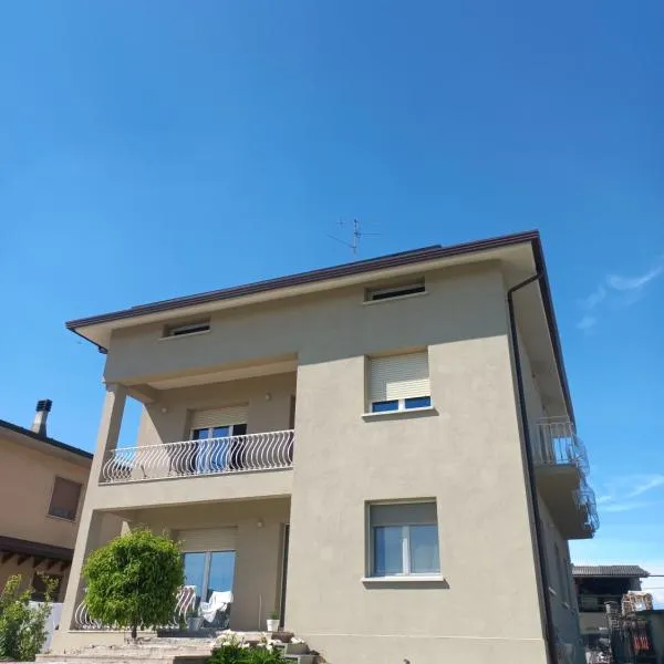 b&b il Melograno, hotel v destinaci Berlingo