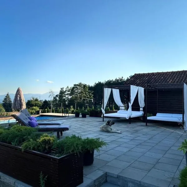 Kuća sa bazenom Sarajevo - Lavanda Estate, hotel v destinaci Sarajevo