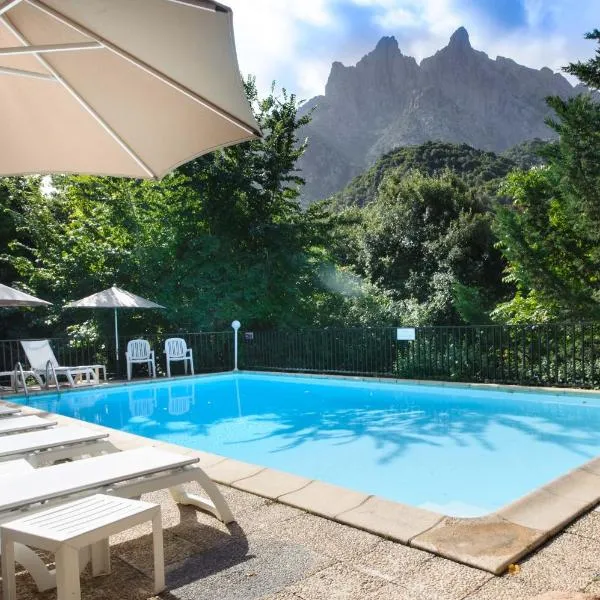 Hotel et Résidence Cala di sole、ポルトのホテル