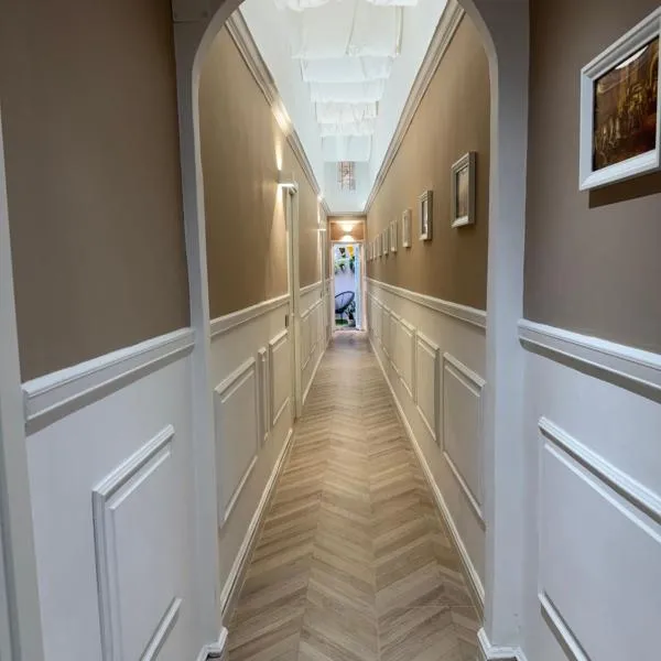 NapoliOn - Luxury Apartment, hotel u Napulju