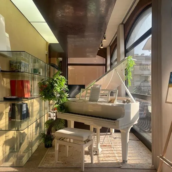 Luxury Piano House, hotel in Verona