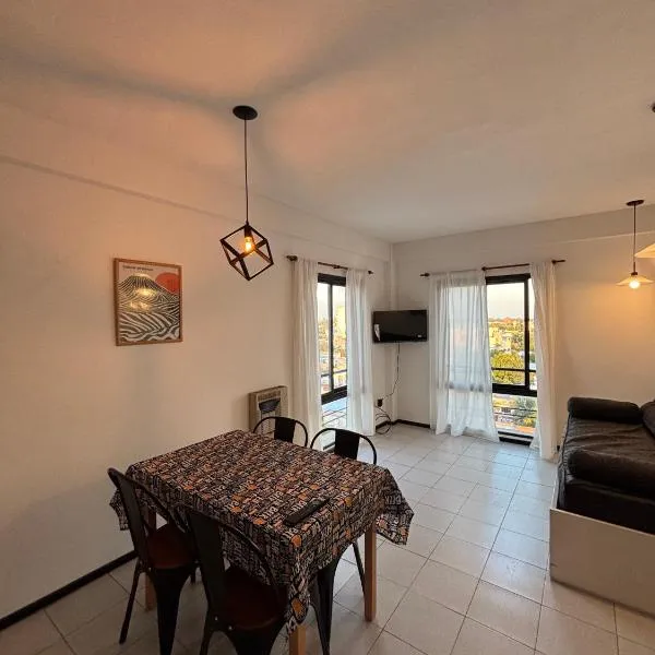 Departamento en el centro de Rafaela, hotel in Rafaela