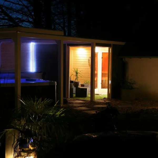 SPA et SAUNA privatifs, hotel in Chémery