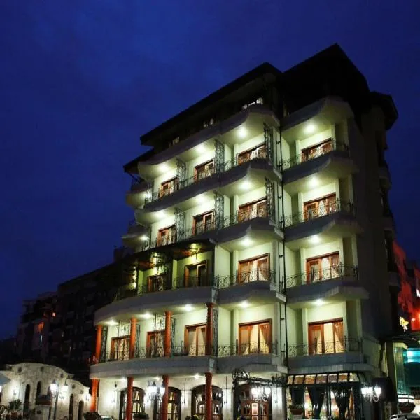 Dinasty Hotel, hotel v destinaci Tirana
