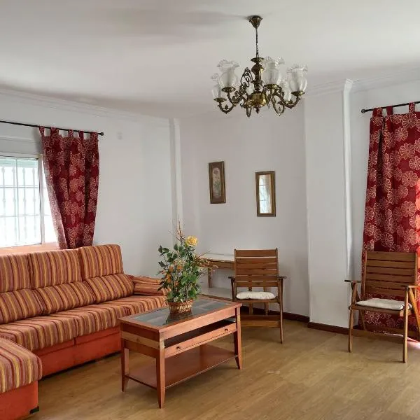 Chalet Grande Margarita, 75, hotel a El Puerto de Santa María
