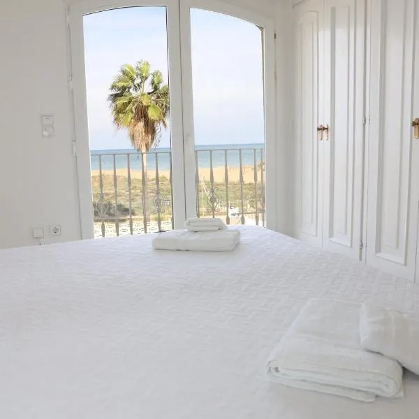 Chalet en la Playa con Piscina Privada - holaVivienda Inmobiliaria, hotel v destinaci Denia