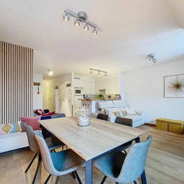 Appartement 'Emmy' in Oostduinkerke - Bad – hotel w mieście Oostduinkerke
