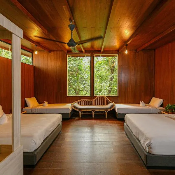 The HIJAU Camp & Cabin, hotel a Gopeng