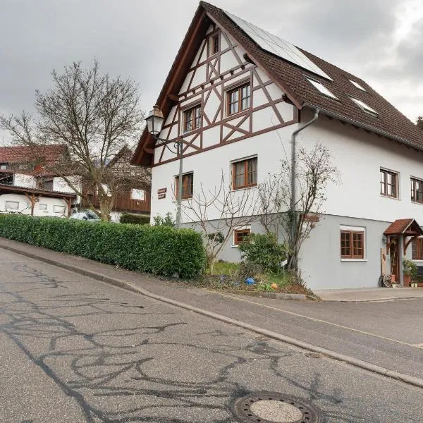 Ferienwohnung Heike Schreiber, hotel v destinaci Sasbachwalden