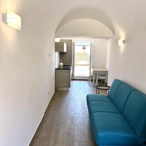 Borgo Ninni - CASA CARLY, hotel a San Vito Chietino